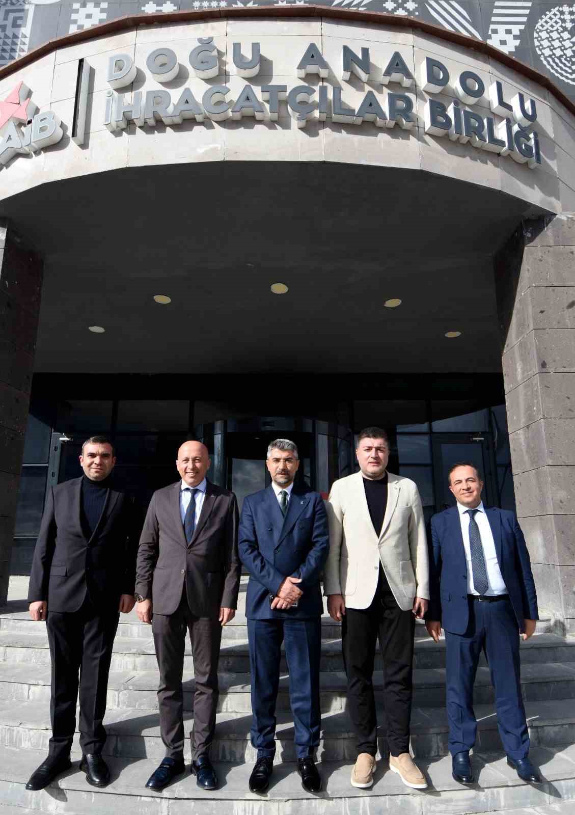 AK Parti Erzurum İl Başkanı Av. K&uuml;&ccedil;&uuml;koğlu&rsquo;ndan DAİB Başkanı Madırlı&rsquo;ya &lsquo;Hayırlı olsun&rsquo; ziyareti
