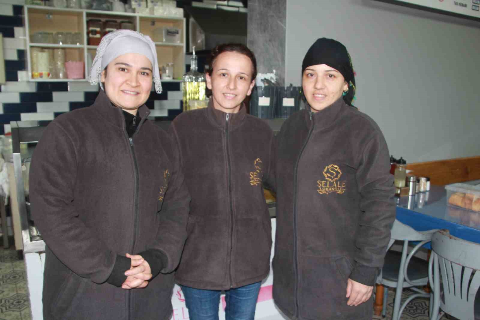 5 kadın, bir lokanta: Bu lokantanın t&uuml;m &ccedil;alışanları kadın
