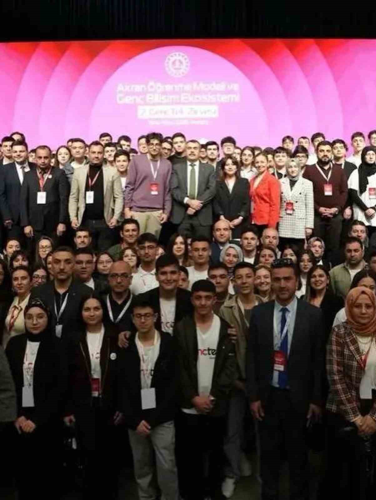 Bilecik Gen&ccedil;Tek ekibi Ankara&rsquo;daki zirveye katıldı
