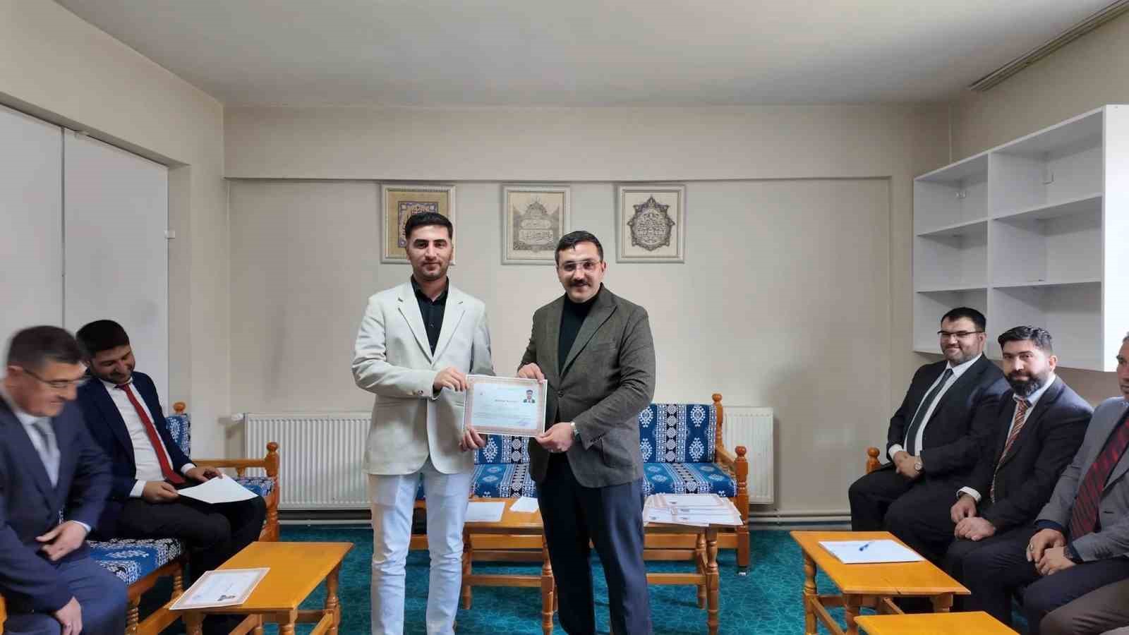 Kaymakam &Ccedil;amkerten din g&ouml;revlileriyle bir araya geldi
