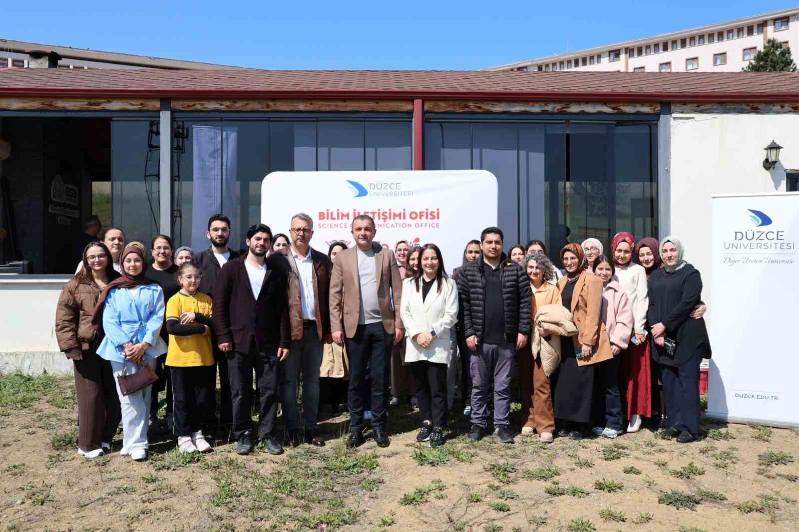 Arslan, "D&uuml;zce depreme karşı g&uuml;&ccedil;l&uuml;"
