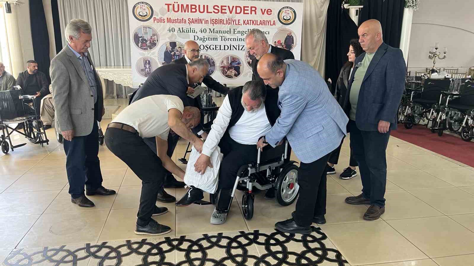 Annenin mutluluk g&ouml;zyaşları
