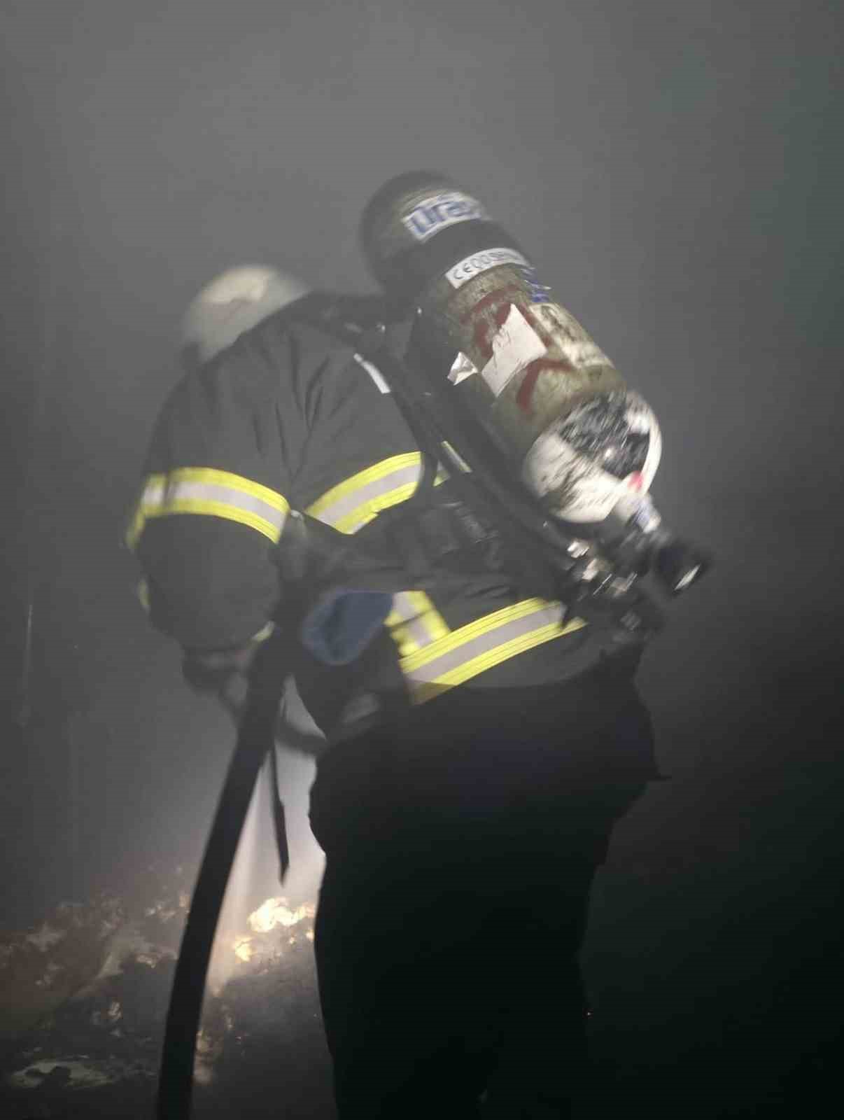 Hassa&rsquo;da ev yangını
