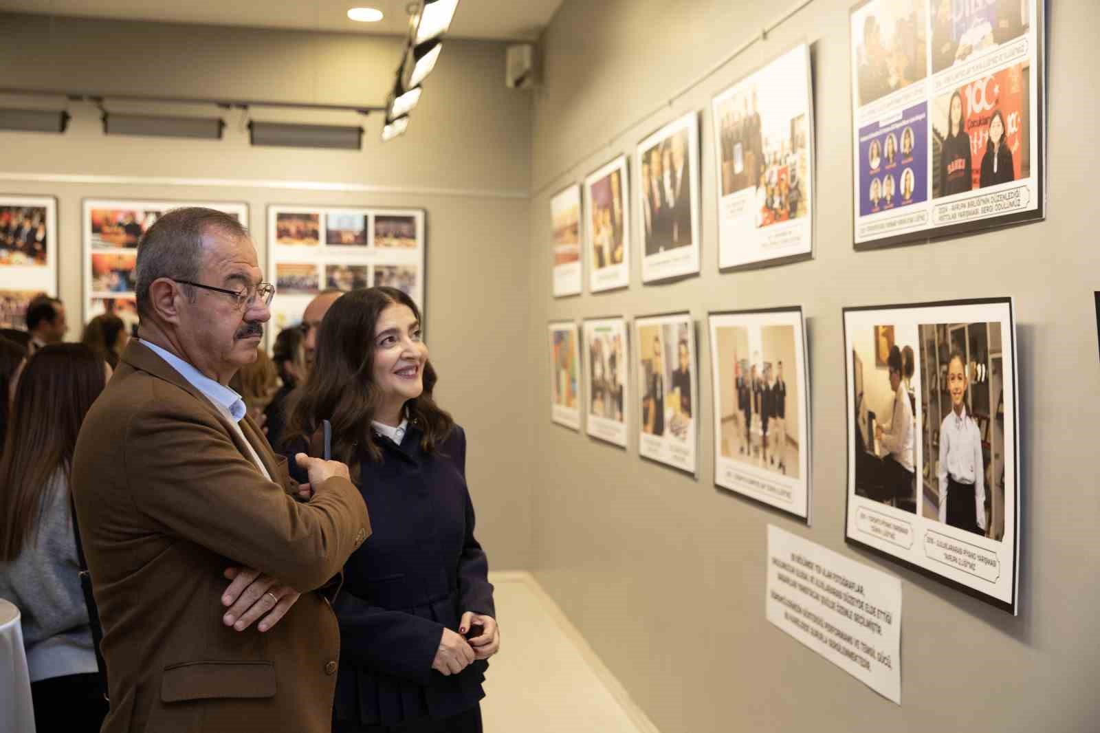 SANKO Okulları&rsquo;nın 25 yıllık eğitim ser&uuml;veni fotoğraflarla anlatıldı
