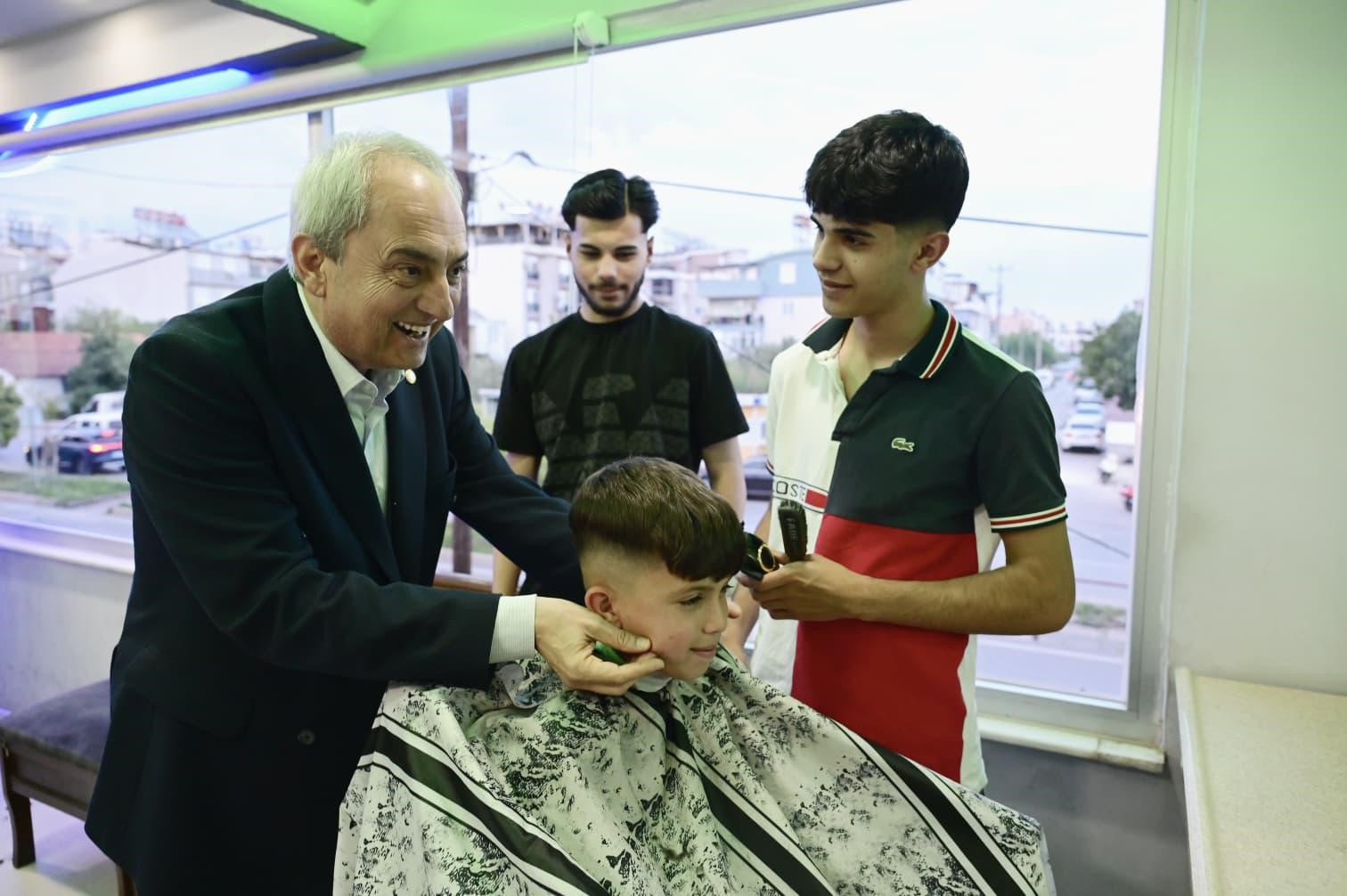 Başkan Kocag&ouml;z: "Esnafımız bizim baş tacımızdır"
