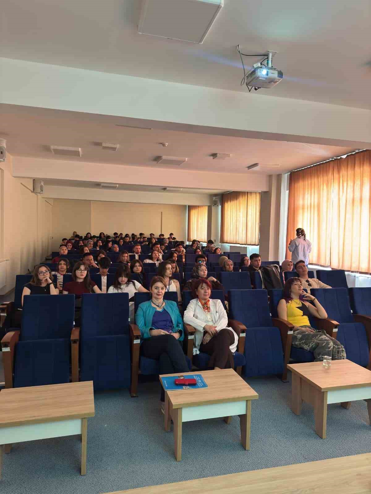 Şuhut&rsquo;ta &lsquo;Kariyerler G&uuml;nleri&rsquo; etkinliği
