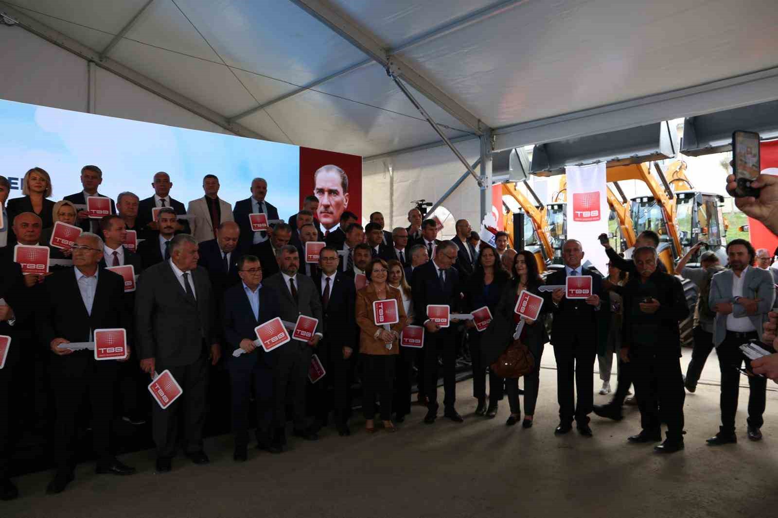 Kırk&ouml;y Belediyesi ara&ccedil; filosunu genişletti
