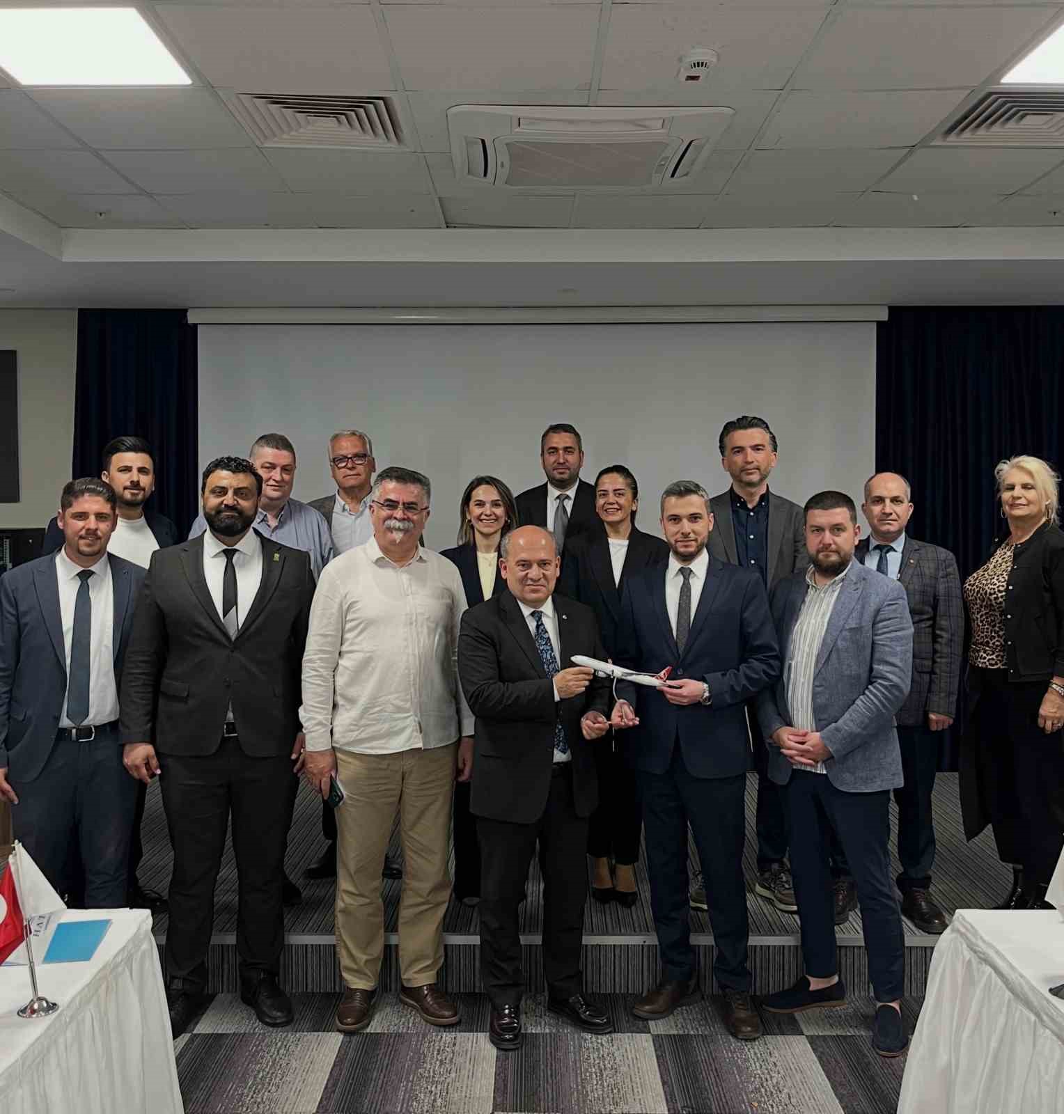 Edremit&rsquo;te stratejik zirve
