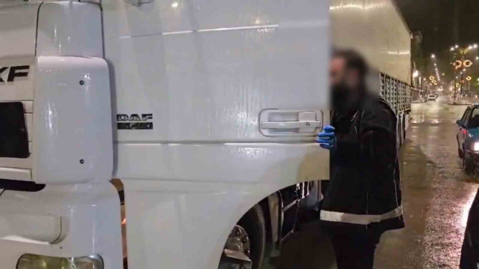 Sivas&rsquo;ta 12 kilo uyuşturucu ele ge&ccedil;irildi: 2 tutuklama
