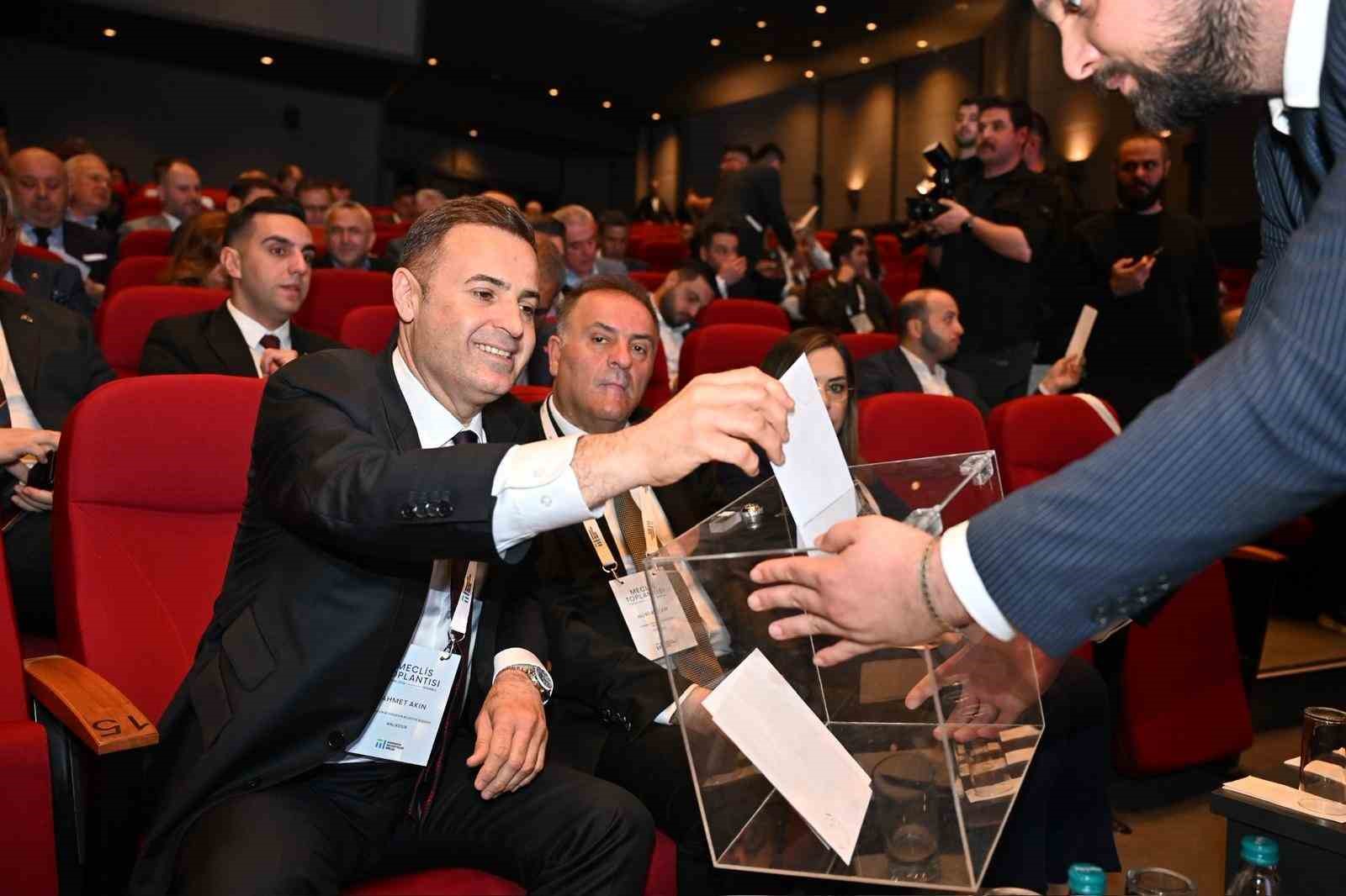 Marmara&rsquo;nın geleceği Ahmet Akın&rsquo;a emanet
