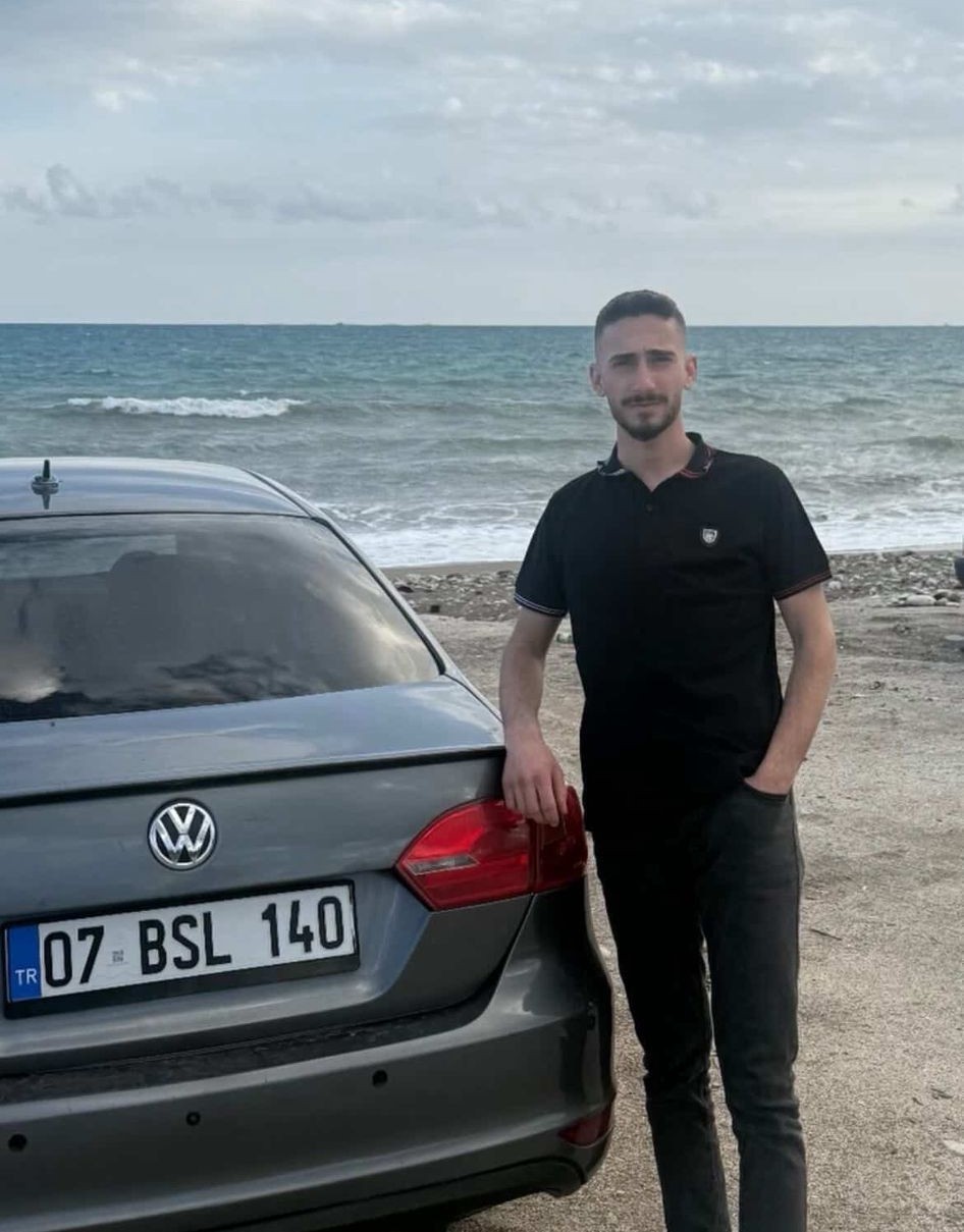 Kamyonla &ccedil;arpışan motosikletli hayatını kaybetti
