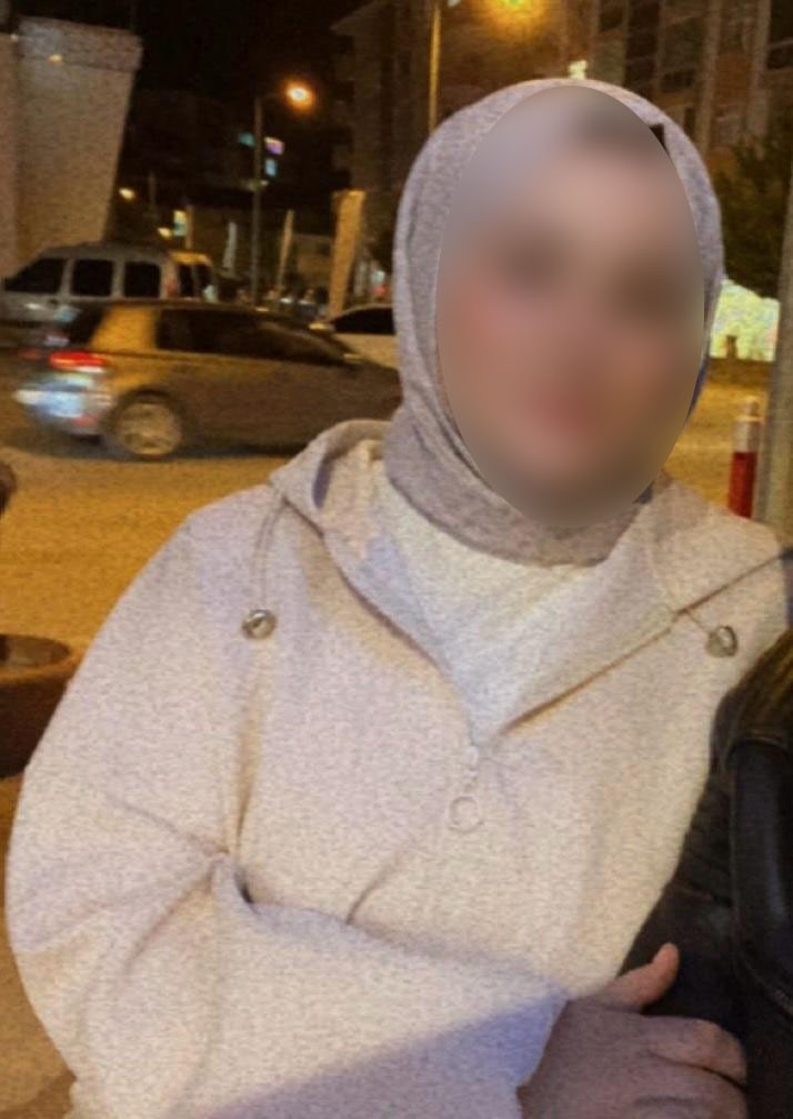 Ara&ccedil;ta &ouml;l&uuml; bulunmuştu, 2 yıl sonra eşini "kasten &ouml;ld&uuml;rme" su&ccedil;lamasıyla hakim karşısına &ccedil;ıktı
