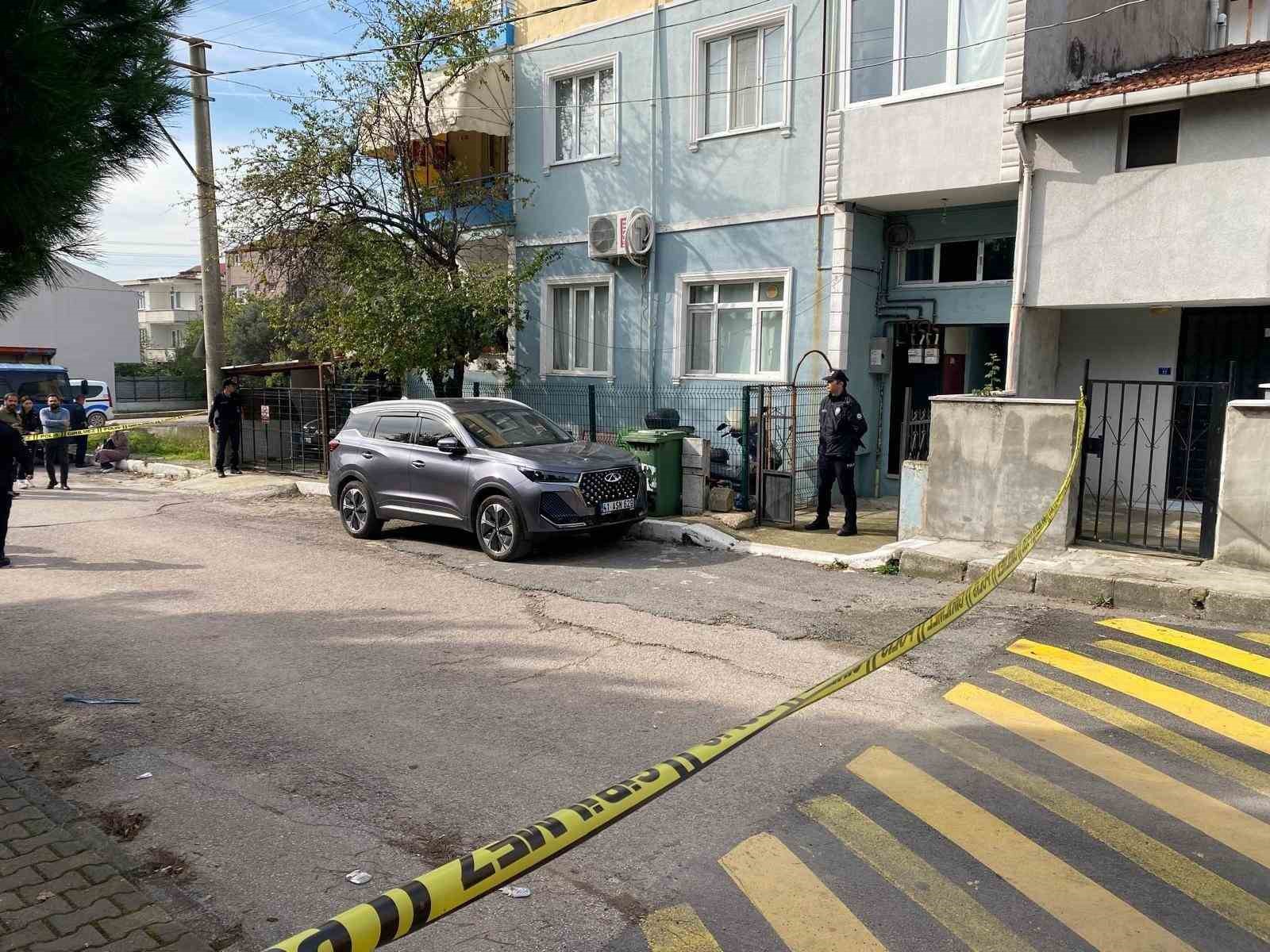 Kızının d&uuml;ğ&uuml;n&uuml;ne 2 g&uuml;n kala eşini &ouml;ld&uuml;ren sanık: "Kendimi kaybettim, cinnet ge&ccedil;irdim"
