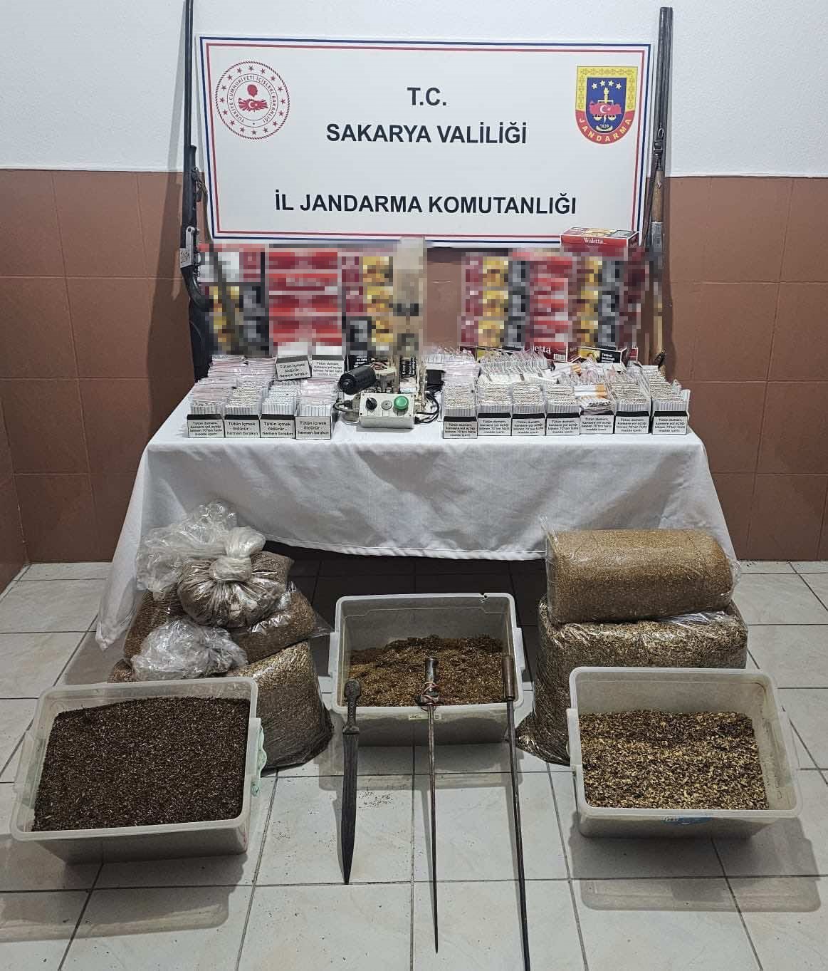 Jandarma ka&ccedil;ak&ccedil;ılığa ge&ccedil;it vermiyor: 3 g&ouml;zaltı
