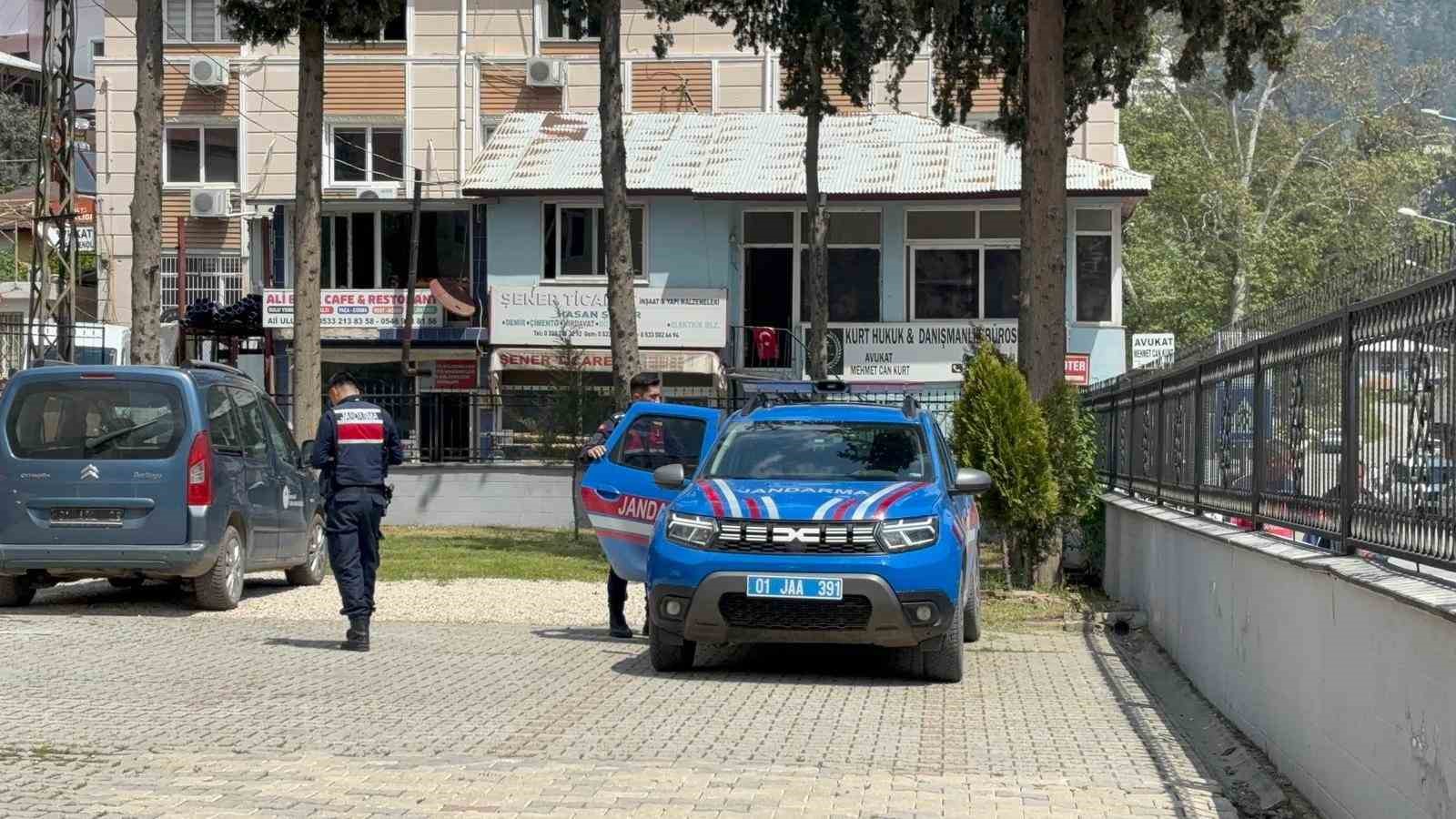Sosyal medya hesabından tehdit paylaşımları yapan öğretmen akıl hastanesine yatırıldı