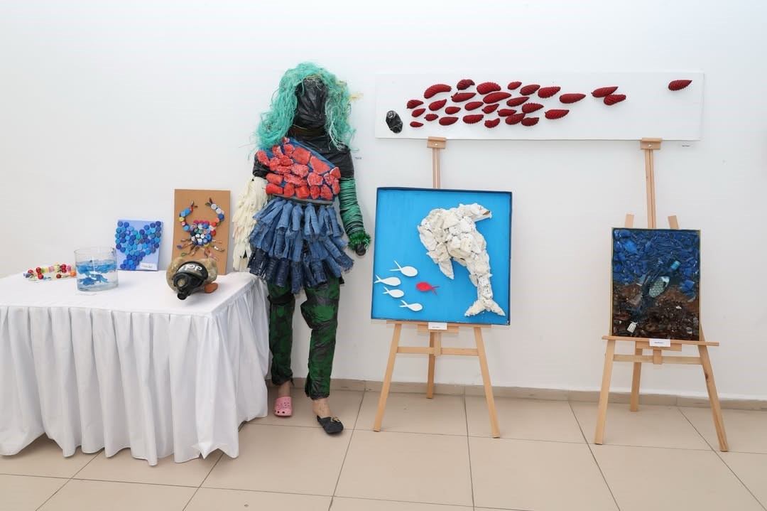 Sinop&rsquo;ta deniz atıkları sanata d&ouml;n&uuml;şt&uuml;
