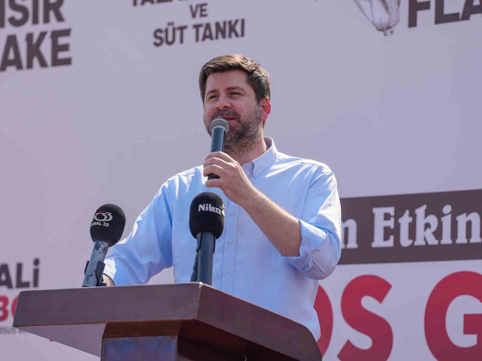 Tarsus Belediyesinden &uuml;reticiye destek b&uuml;y&uuml;yor
