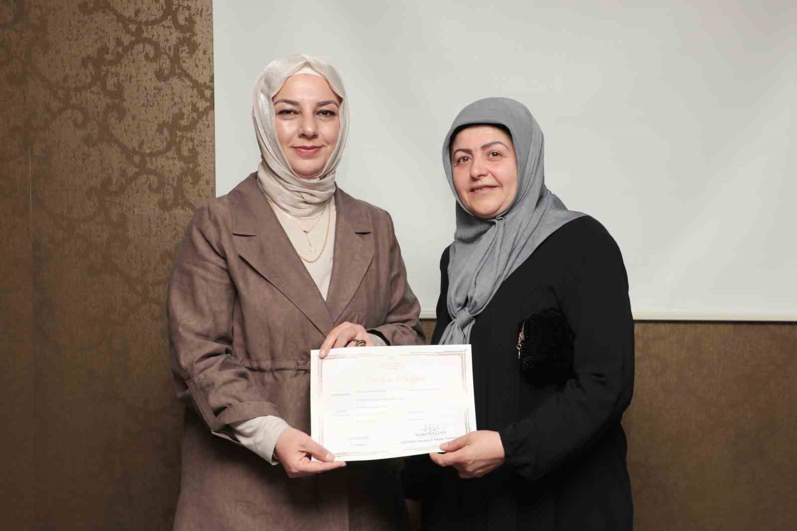 Bayburt&rsquo;ta ailelere y&ouml;nelik eğitim programı tamamlandı
