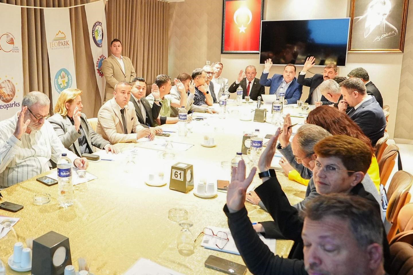 Jeopark Belediyeler Birliği, Salihli&rsquo;de toplandı
