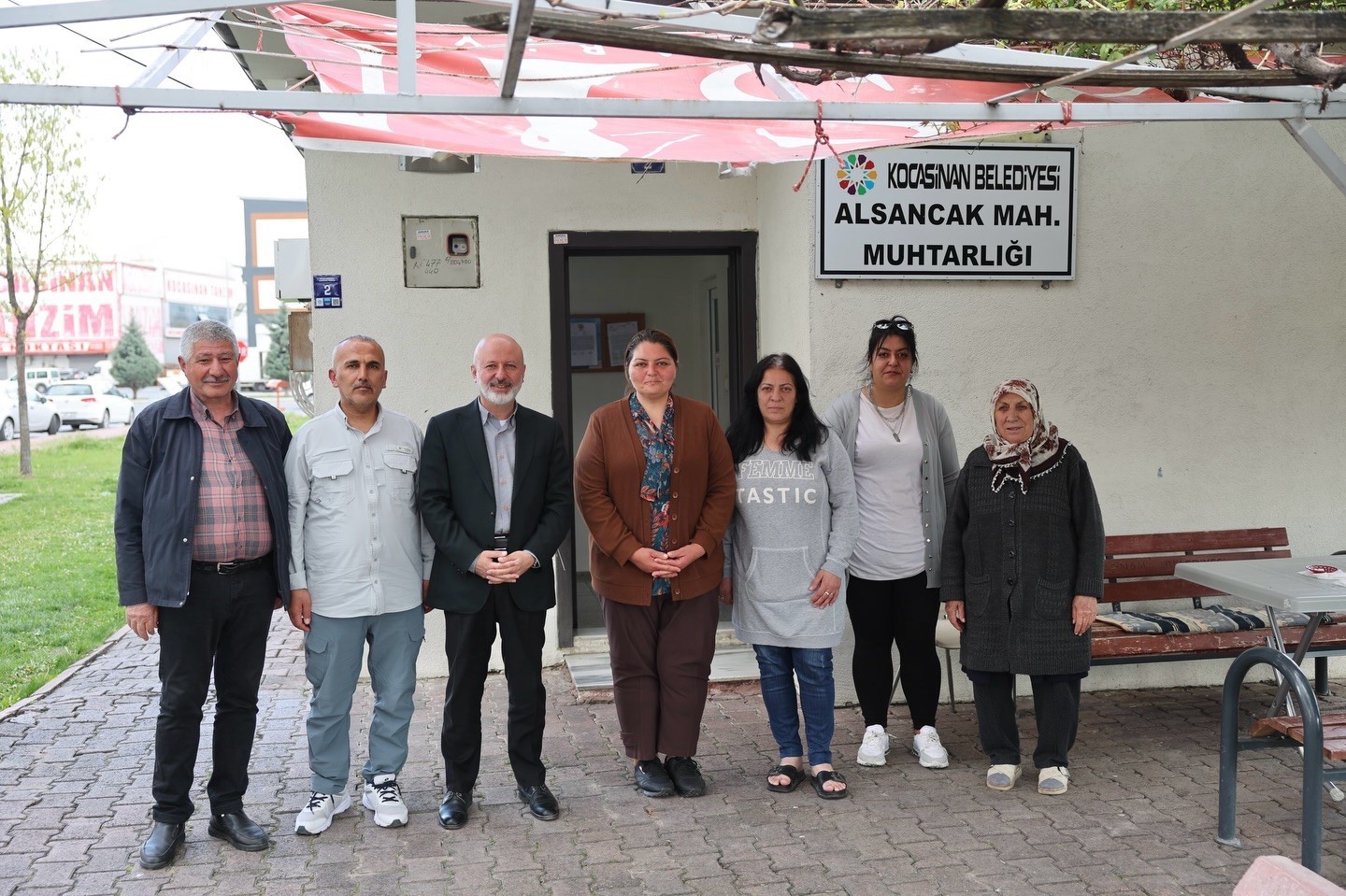Başkan &Ccedil;olakbayrakdar: "Her hafta mahallelerimizdeyiz, sorunlara yerinde &ccedil;&ouml;z&uuml;m &uuml;retiyoruz"

