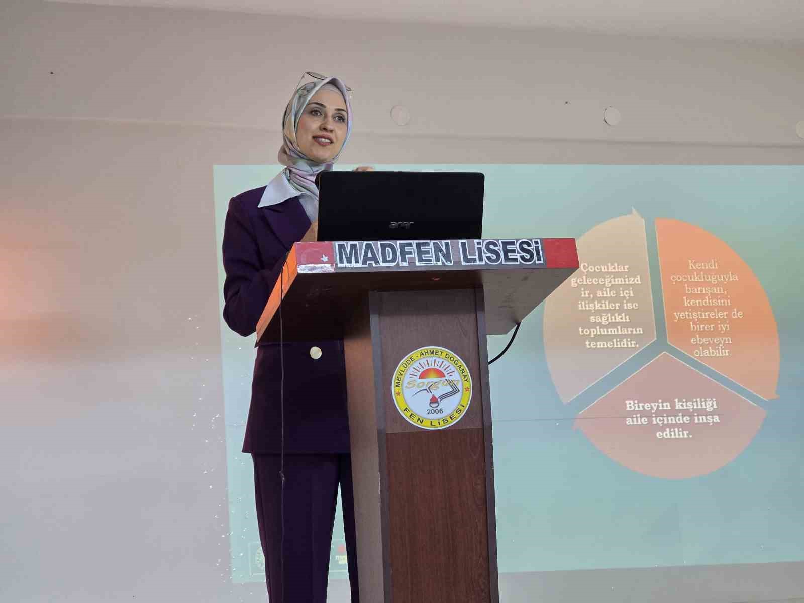 Yozgat’ta aile içi iletişimin şifreleri masaya yatırıldı