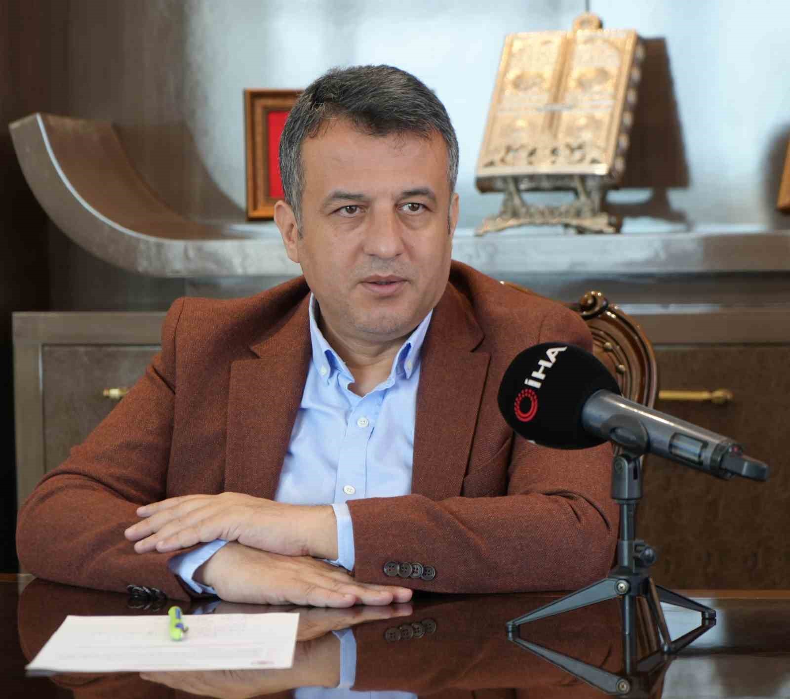 Yeni tramvayların ilki 2 Mayıs&rsquo;ta yola &ccedil;ıkıyor: 19 Mayıs&rsquo;ta hizmete girecek
