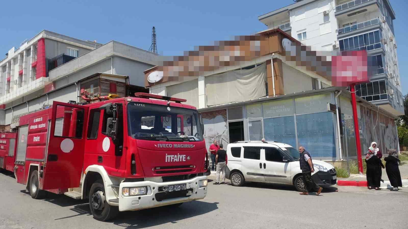 Antalya’da baklava ve lokum üretim tesisinde kazan patladı: 1 yaralı