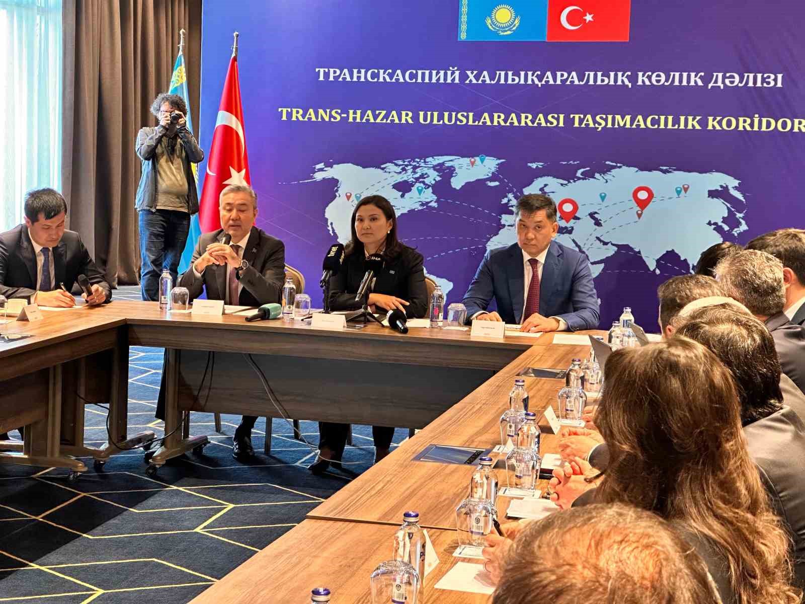 T&uuml;rkiye - Kazakistan ticari işbirliği Orta Koridor odağında ele alındı
