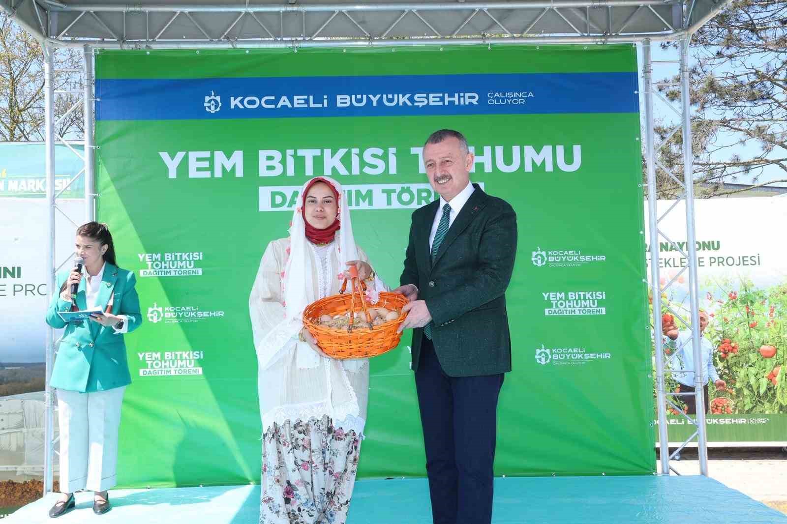 &Ccedil;ift&ccedil;ilere 27 milyon liralık tohum desteği
