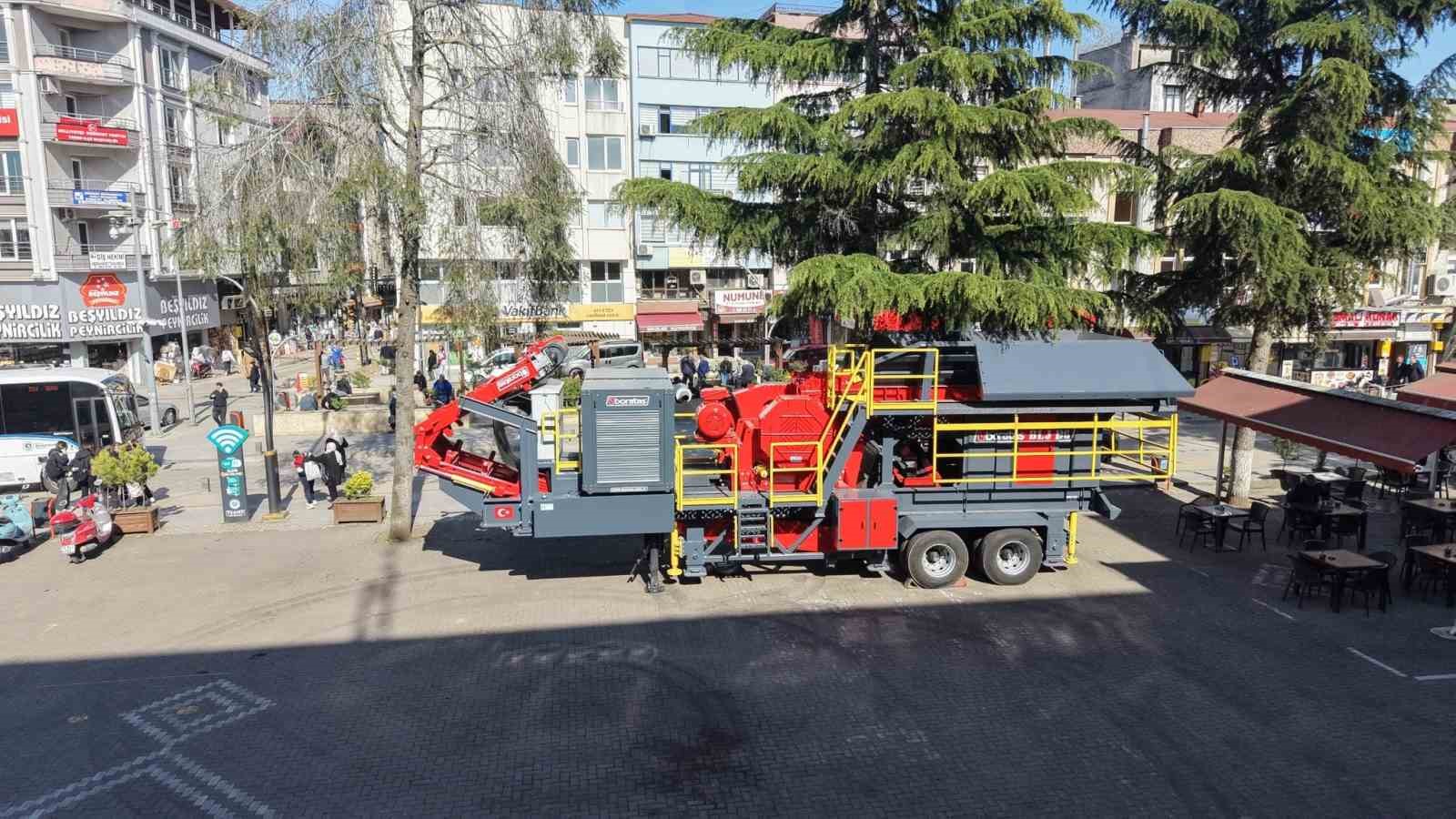 Terme Belediyesi&rsquo;nin ara&ccedil; filosu g&uuml;&ccedil;leniyor
