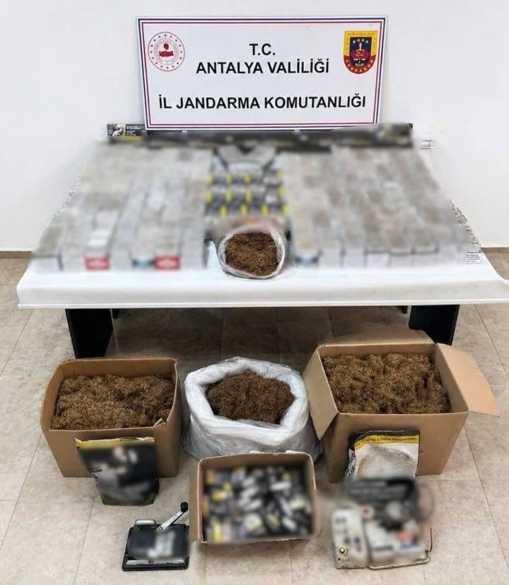 Antalya’da jandarmadan kaçakçılık operasyonu