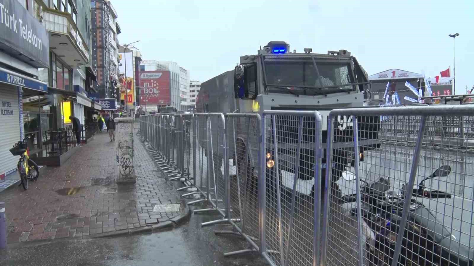 1 Mayıs kutlamalarının merkezi Kadık&ouml;y&rsquo;de yoğun g&uuml;venlik &ouml;nlemi
