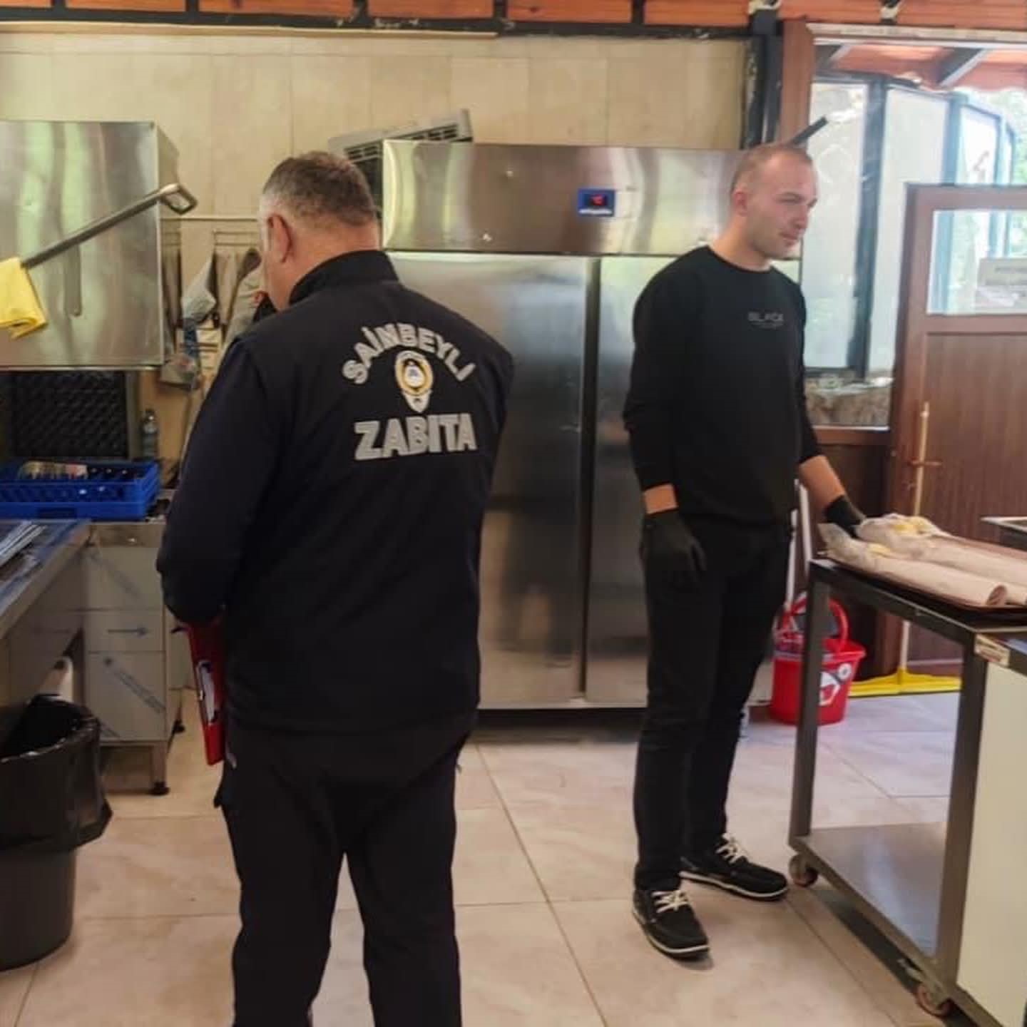 Saimbeyli&rsquo;de zabıta ve polis ekiplerinden ortak denetim

