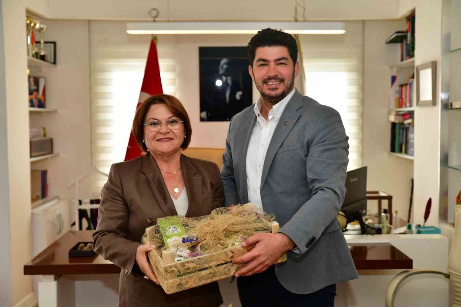 Didim Belediye Başkanı Gen&ccedil;ay, &Ccedil;evreci Belediyeler Birliği Toplantısı&rsquo;na katıldı
