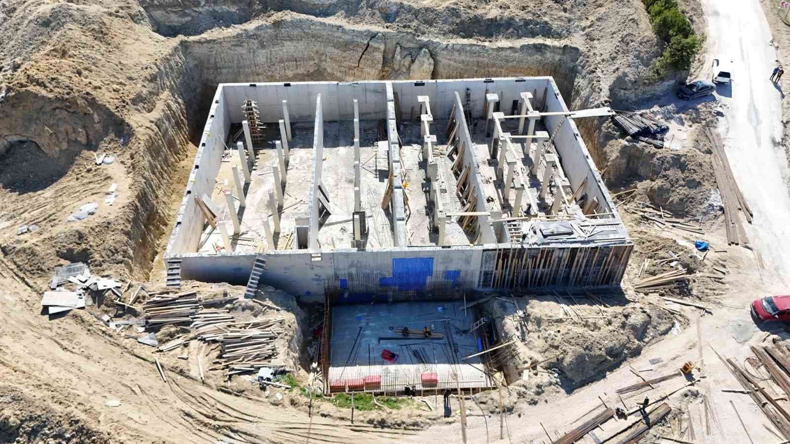 Bilecik&rsquo;te beş bin tonluk i&ccedil;me suyu deposunda sona geliniyor
