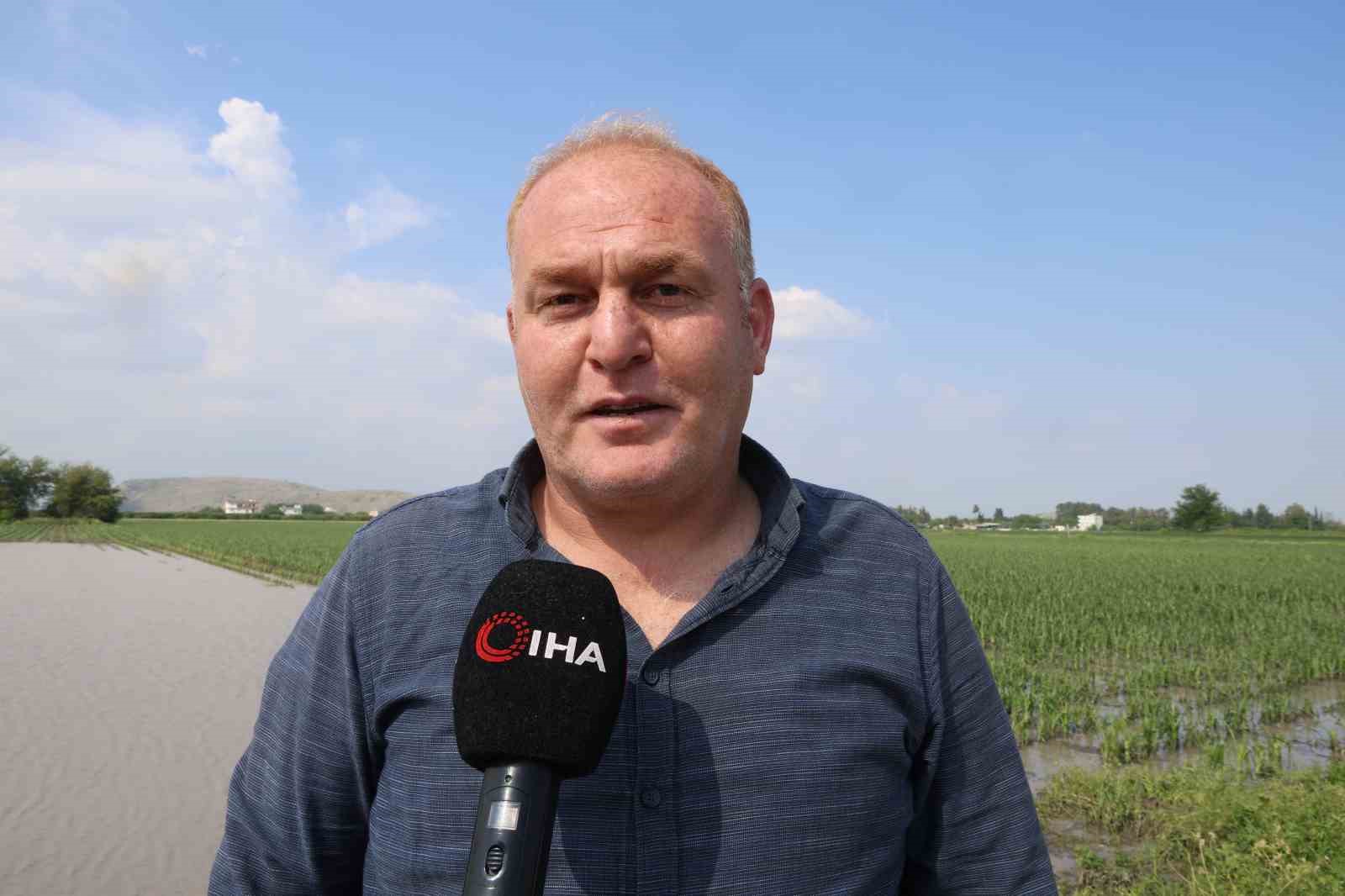 Adana&rsquo;da tarım arazileri sular altında kaldı
