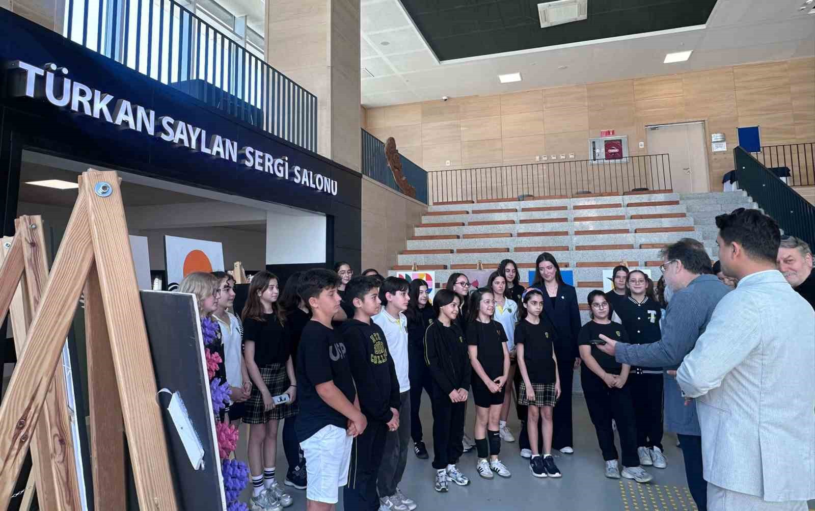 MTK Koleji Ortaokulu &ouml;ğrencilerinden karma resim sergisi
