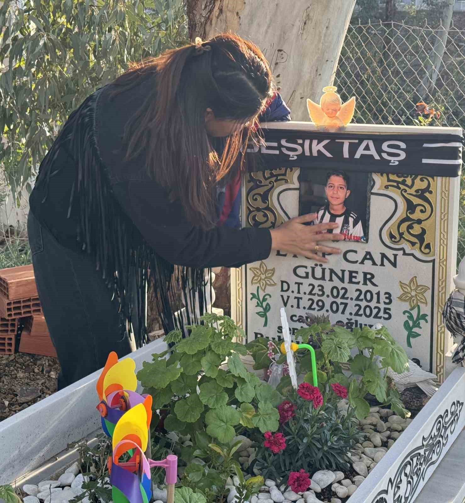 Pasajda &ouml;l&uuml; bulunan Ey&uuml;p Can&rsquo;ın ilk duruşması g&ouml;r&uuml;ld&uuml;: Olay yerinde &ccedil;ifte keşif yapıldı
