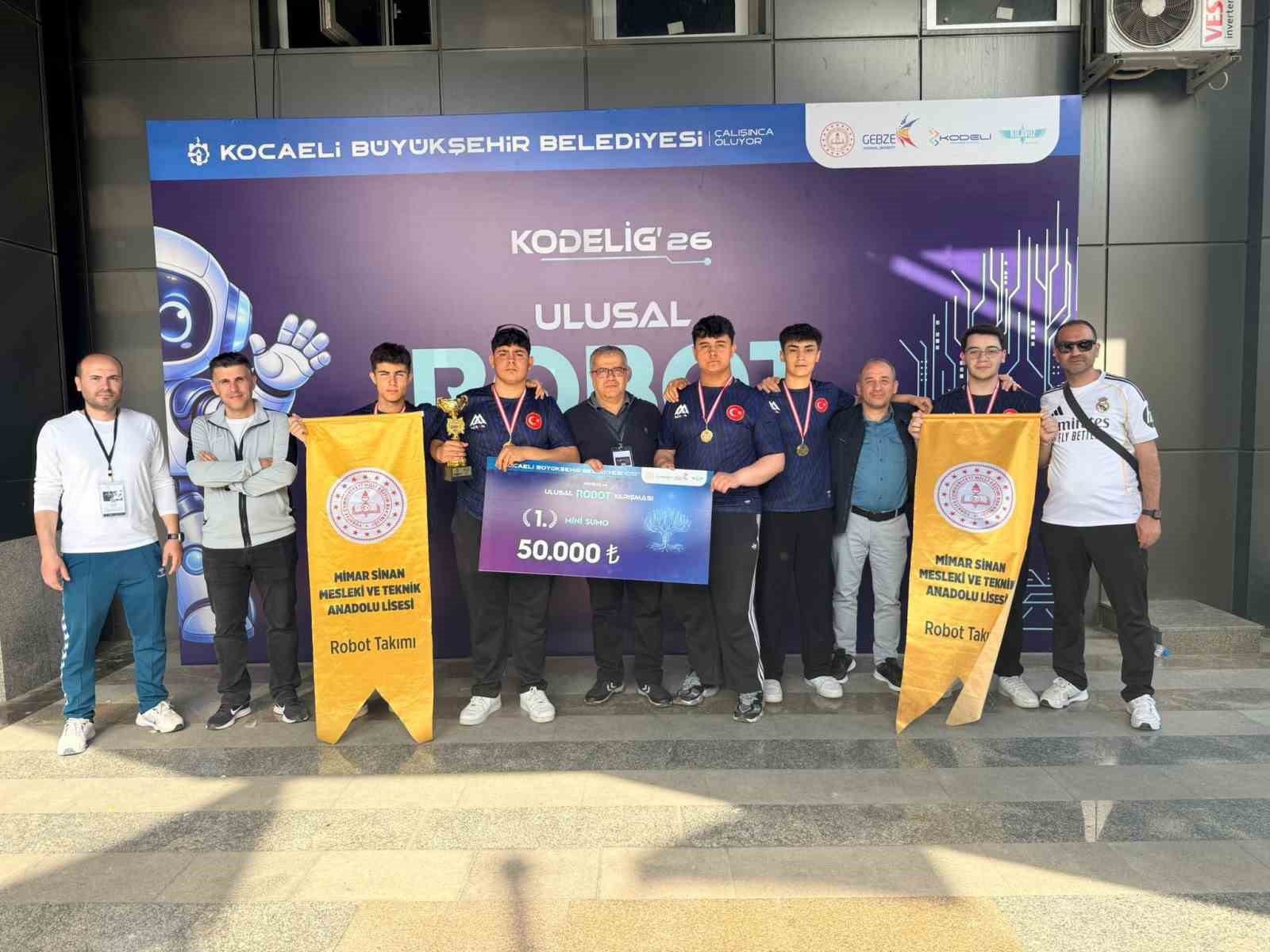 Boz&uuml;y&uuml;k MTAL T&uuml;rkiye Şampiyonu oldu
