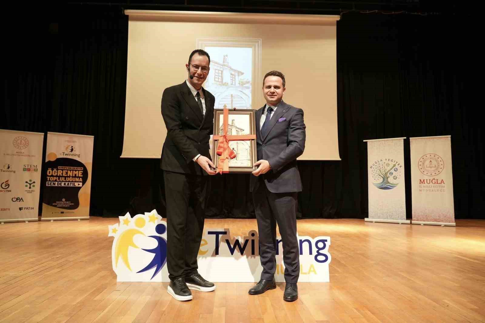 Muğla&rsquo;da "Eğitimde Yapay Zeka" konferansı
