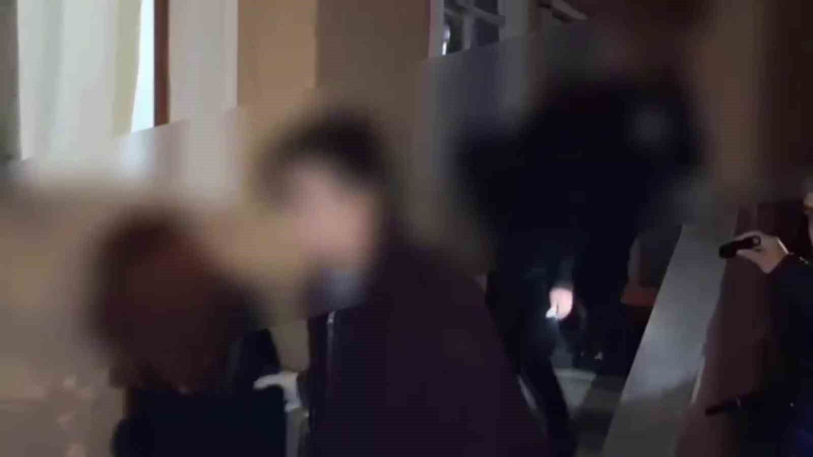 Sakarya&rsquo;da polisten "zehir evlerine" baskın: 17 g&ouml;zaltı
