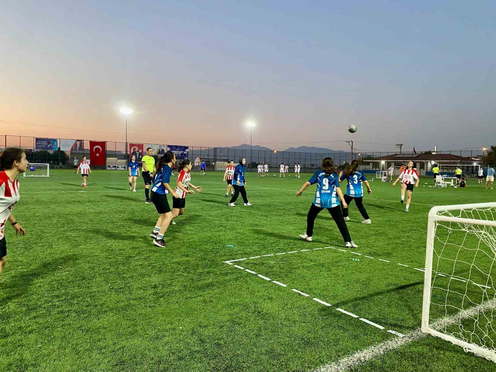 Aydın&rsquo;da "Sokaklar Bizim" Gen&ccedil;lik Kupaları i&ccedil;in başvurular başladı
