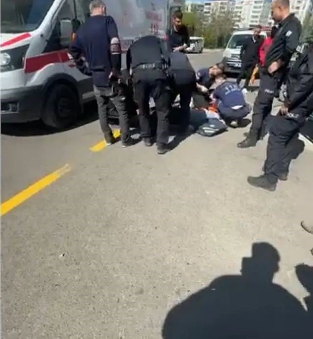 Siirt&rsquo;te otomobil ile motosiklet &ccedil;arpıştı: 1 yaralı
