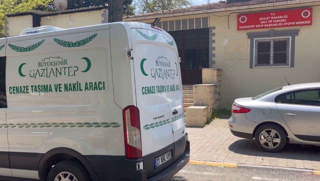 Gaziantep’te yüksekten düşen inşaat işçisi hayatını kaybetti