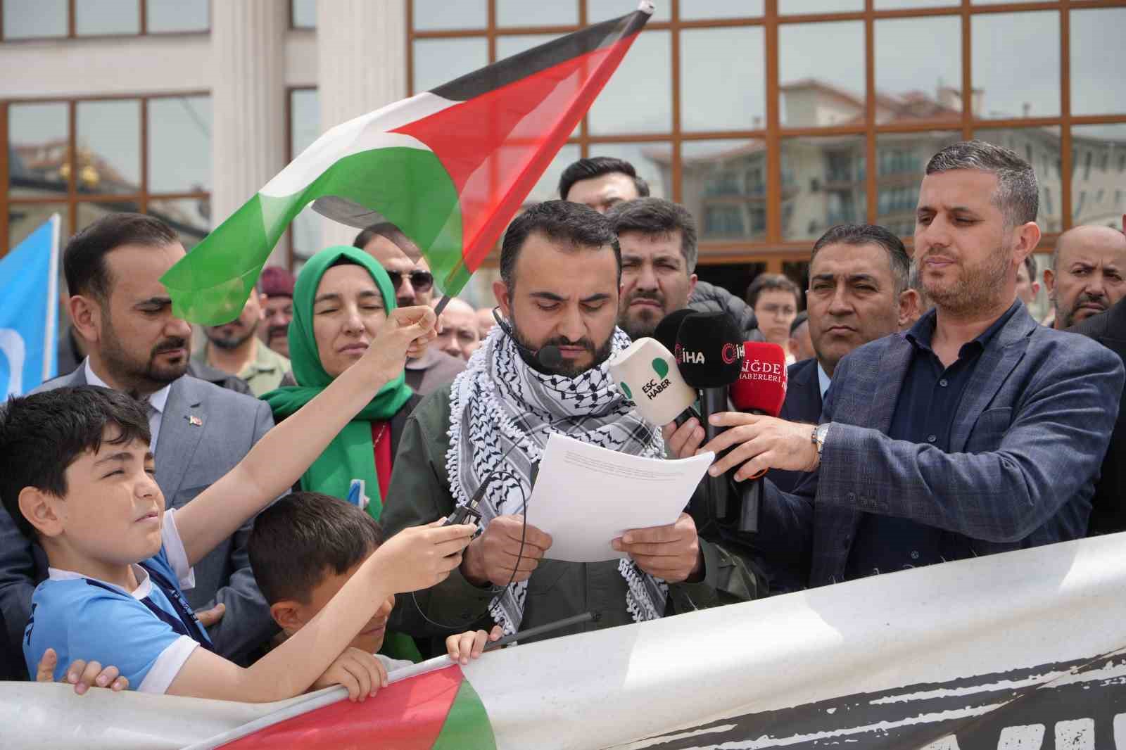 Niğde&rsquo;de Sumud Filosu&rsquo;na destek: "Bu m&uuml;dahale sadece bir filoya değil, insanlık vicdanına yapıldı"

