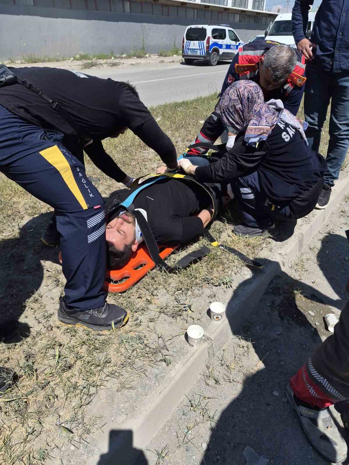 Iğdır’da otomobil takla attı: Sürücü yaralandı