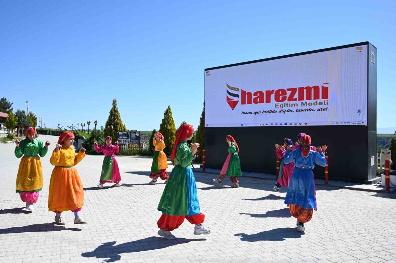 Uşak&rsquo;ta Harezmi Şenliği ger&ccedil;ekleştirildi
