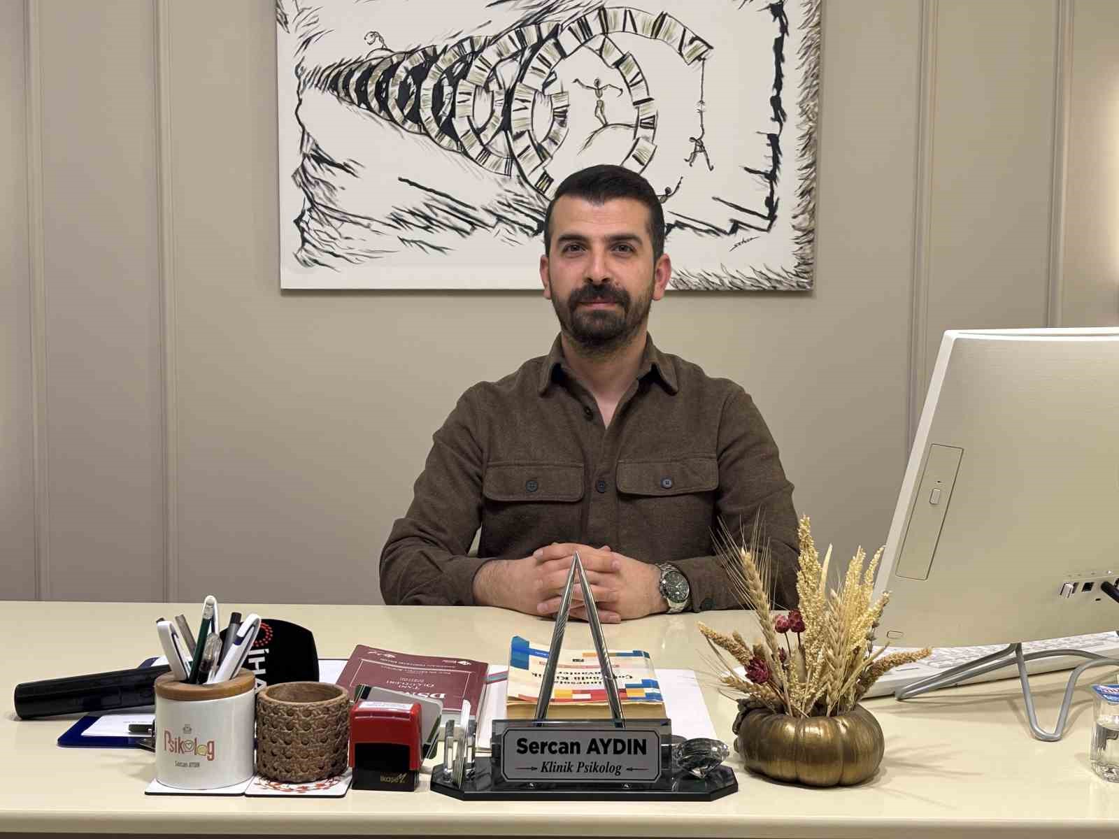 Psikolog Aydın: 
