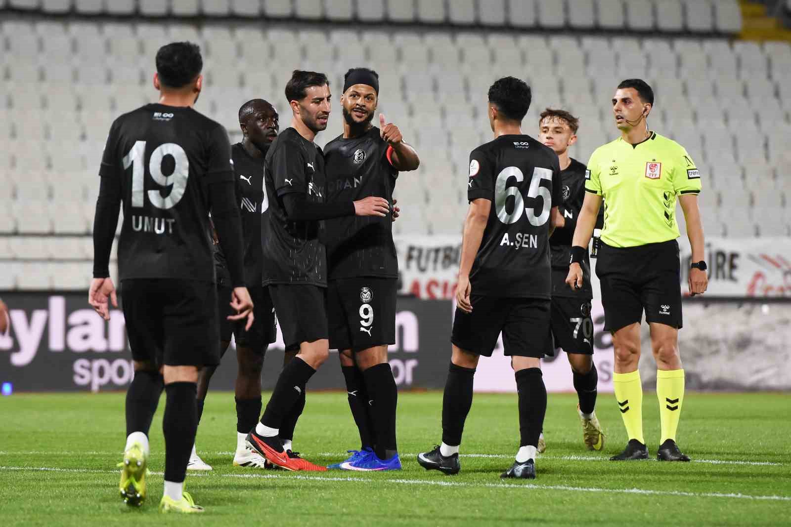 Trendyol 1. Lig: Manisa FK: 5 - Sakaryaspor: 0
