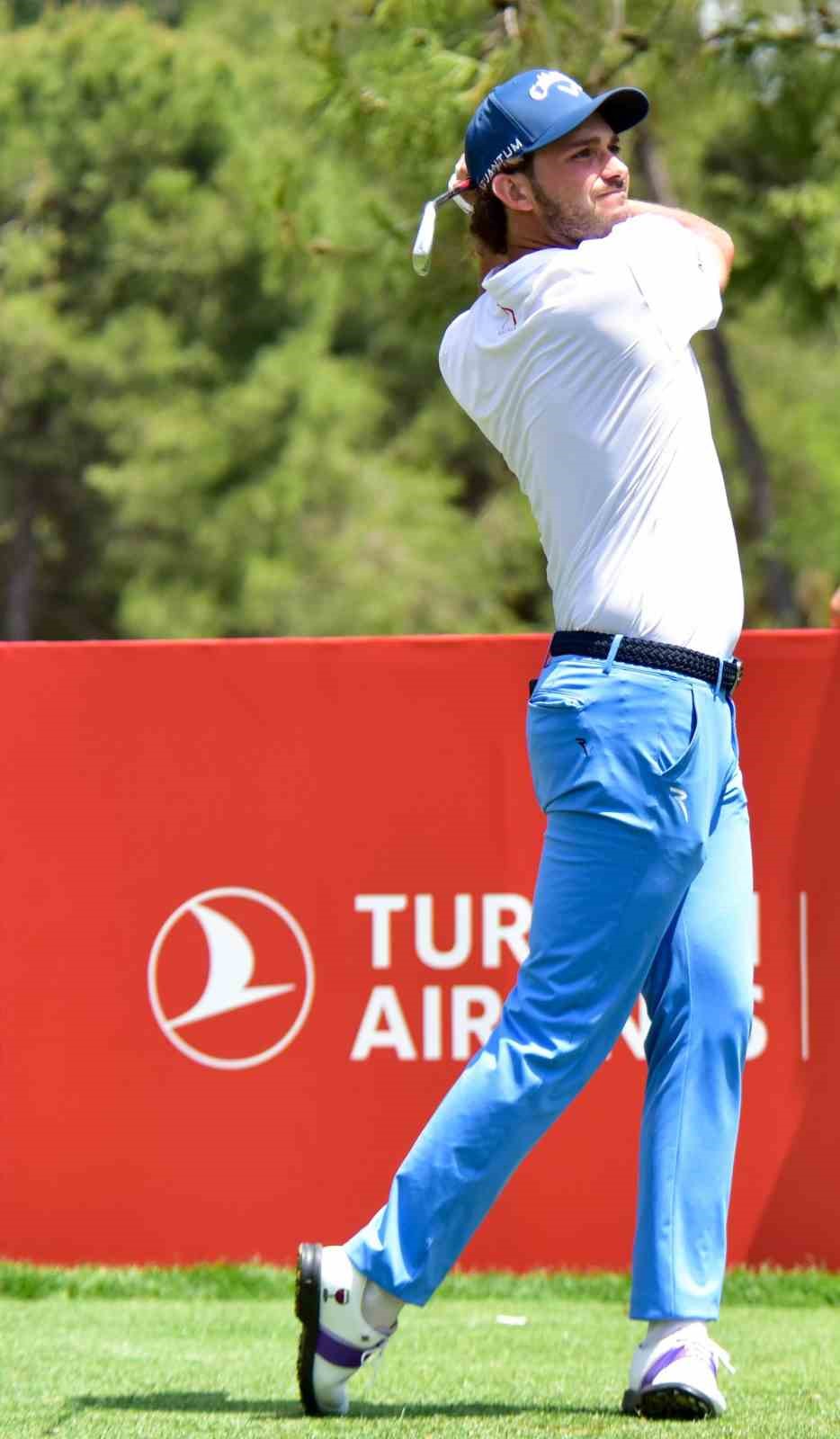 İkinci raundun sonunda lider İtalyan De Leo
